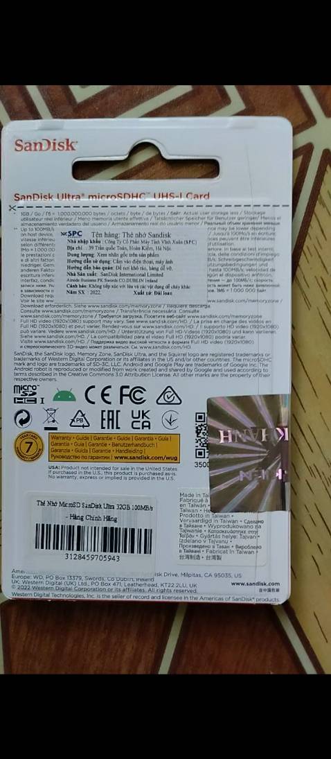 Chất lượng cao, hàng về cực kì nhanh (đặt hàng thứ 5 app báo thứ 2 có hàng mà sáng thứ 7 đã giao tới nơi rồi), thẻ nhớ tốt ko lỗi sử dụng rất tốt, giá khá rẻ so với mua ngoài cửa tiệm đâu đó khoảng 40k. Shop hỗ trợ nhiệt tình. Cảm ơn shop sẽ tiếp tục ủng hộ. Rất Đáng mua nha 🥰🥰