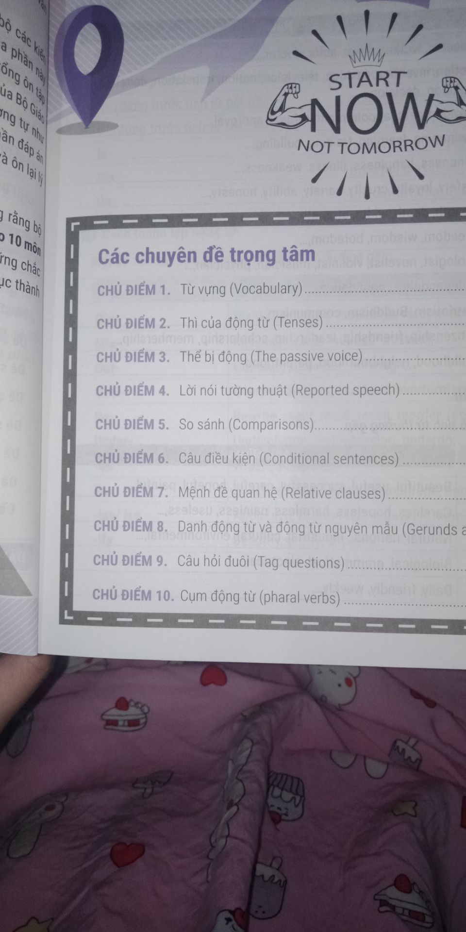 quển sách có hơi bị chầy xước 1 chút nhưng bên trong vẫn rất ổn.Shop giao hàng nhanh và giá cx khá là hợp lí. Nội dung của sách khá là hay