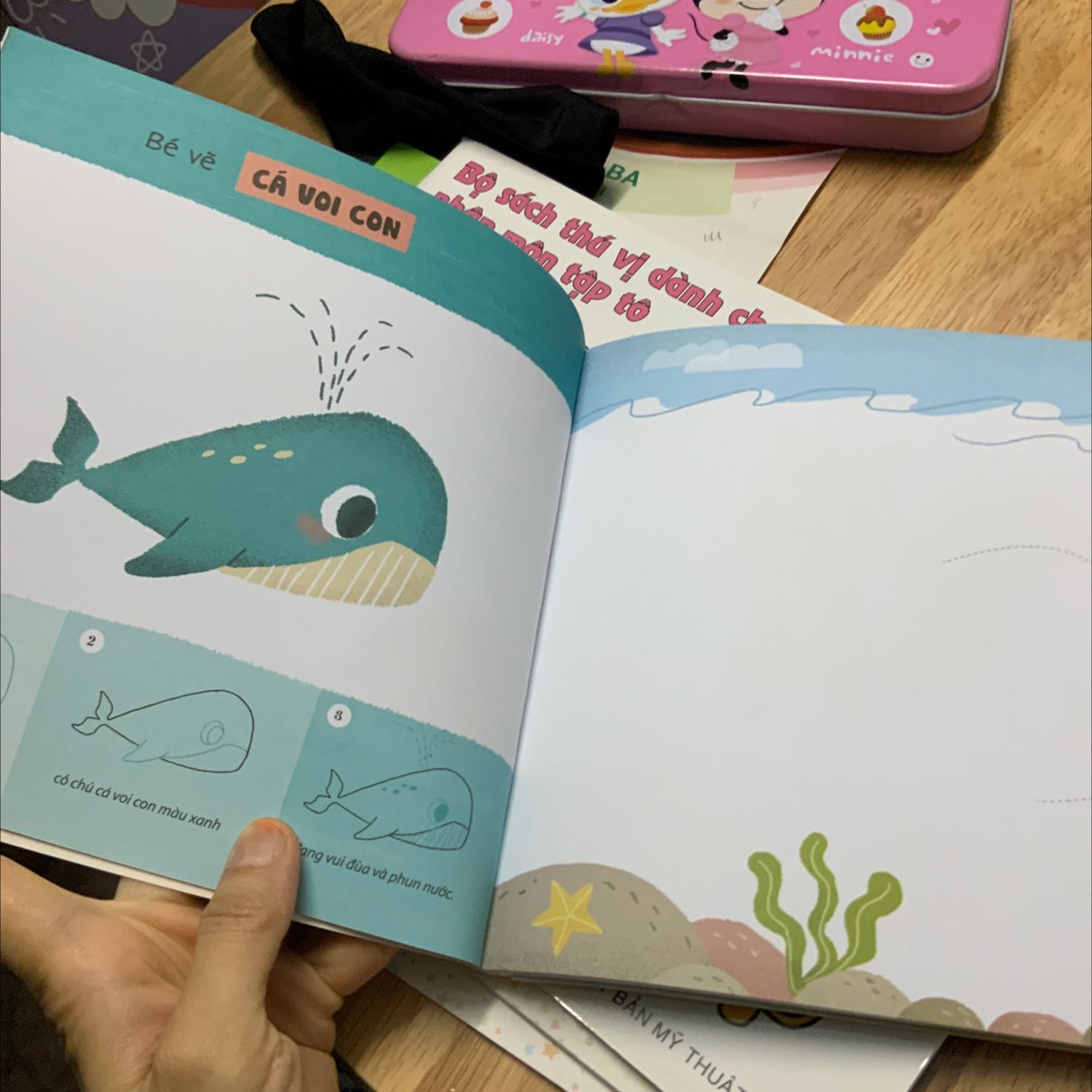 Đóng gói rat can than va thoi gian giao hang rat nhanh.sach vẽ rất hay dạy con tập nét vẽ