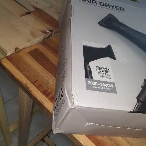 Giao nhanh chóng ! Mua 2 cái nhưng 1 cái shop kt không kĩ bị hở . Hai hộp mua đều bị móp méo - muốn mua tặng nên không ưng ý cho lắm !