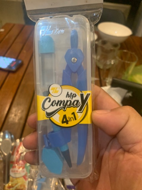 Toi duoc giao mot San pham khac , do shop het hang ! Thoi tam chap nhan Vay! Nhung khong vui