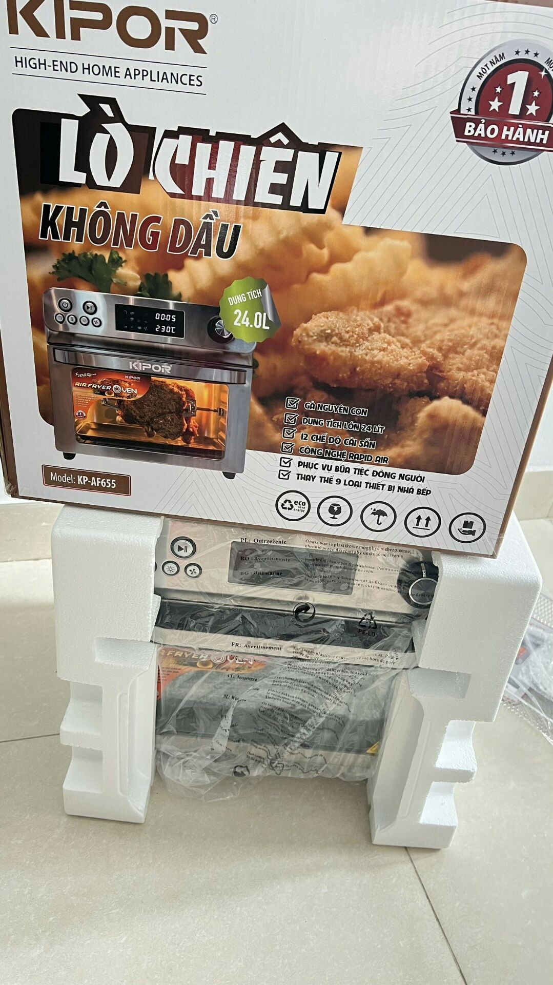 lò chiên trông xịn quá luôn ấy, lần đầu mua mà thích mê nha, kích thước phù hợp với gian bếp của mình, trông thẩm mỹ vô cùng, sẽ ủng hộ shop tiếp nha