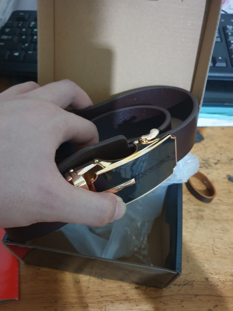 Shop giao hàng nhanh, đóng gói cẩn thận, sản phẩm đẹp với mức tiền