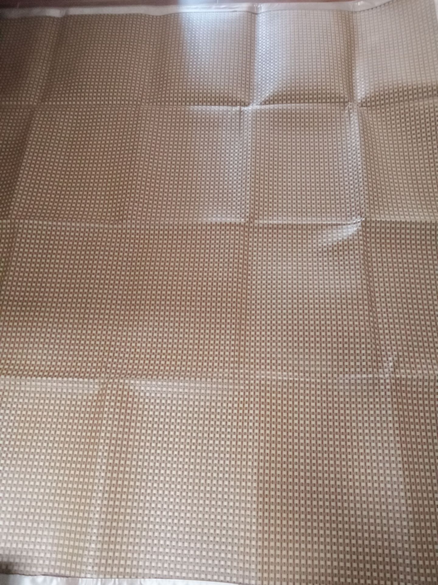 tiki giao hàng nhanh, đóng gói cẩn thận, chiếu dày, mát, nằm êm, rất thích.