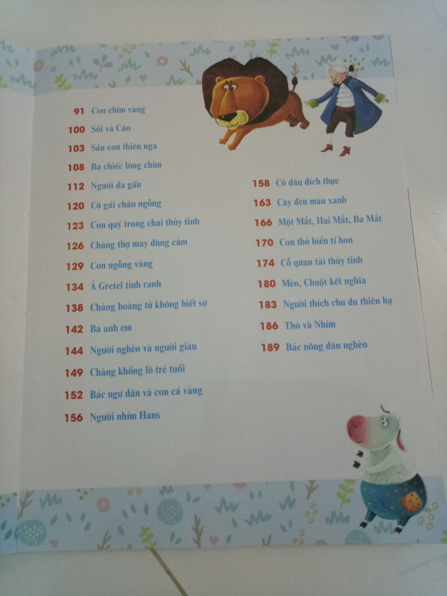 giao hàng nhanh, sách còn nguyên vẹn, sách hay mỗi câu chuyện có hình ảnh sinh động bé mình rất thích, mình sẽ tiếp tục ủng hộ tiki mua sách tiki không lo về chất lượng.