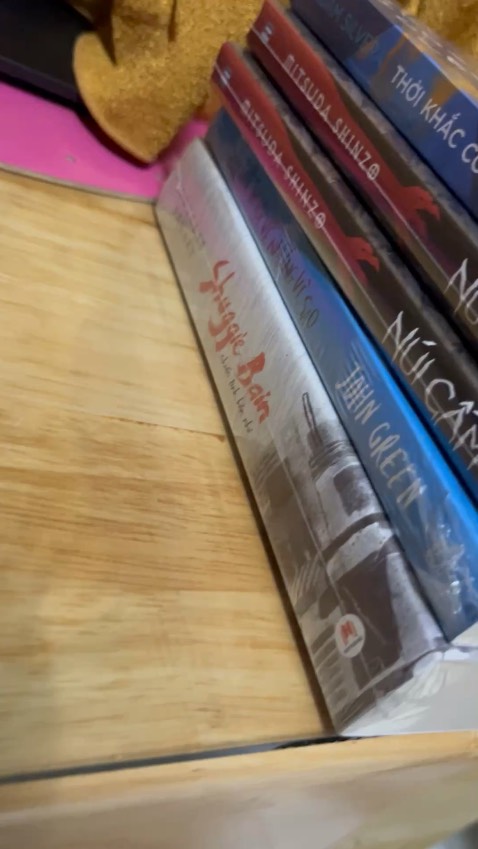 Shop đóng gói cẩn thận và giao nhanh. Giá tốt, sách chính hãng. Sẽ tiếp tục ủng hộ shop ah.