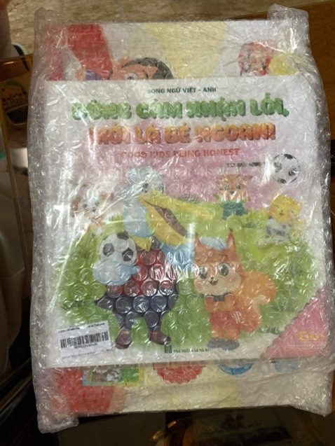 Mua lần thứ 3 đi tặng vì sách rất OK