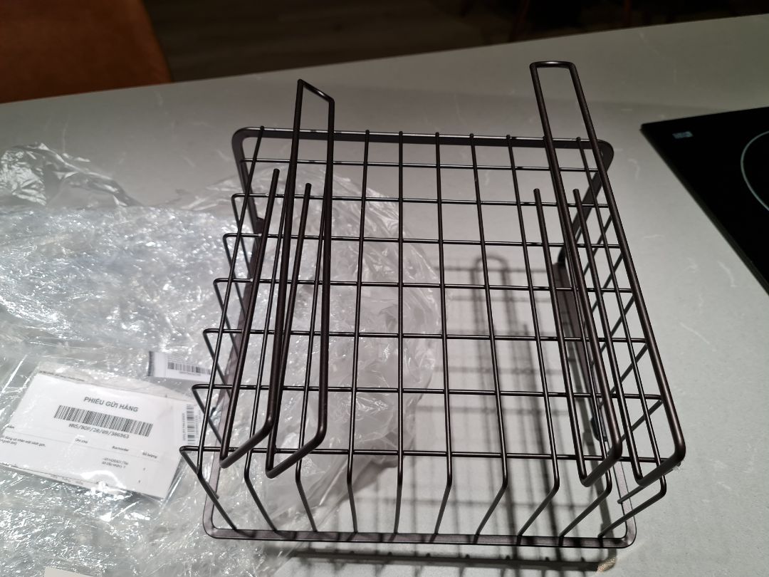 mới tháo ra là bị gãy hư 1 bên sao mà vẫn giao hàng cho mình vậy. shop xly dùm minh mới tháo ra là bị gãy hư 1 bên sao mà vẫn giao hàng cho mình vậy. shop xly dùm minh