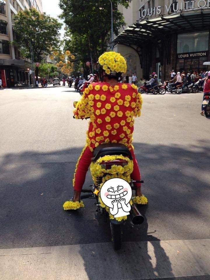 Cấp ẩm tốt, sương mịn, giá ổn. Mình xài hao quá thôi tại thít