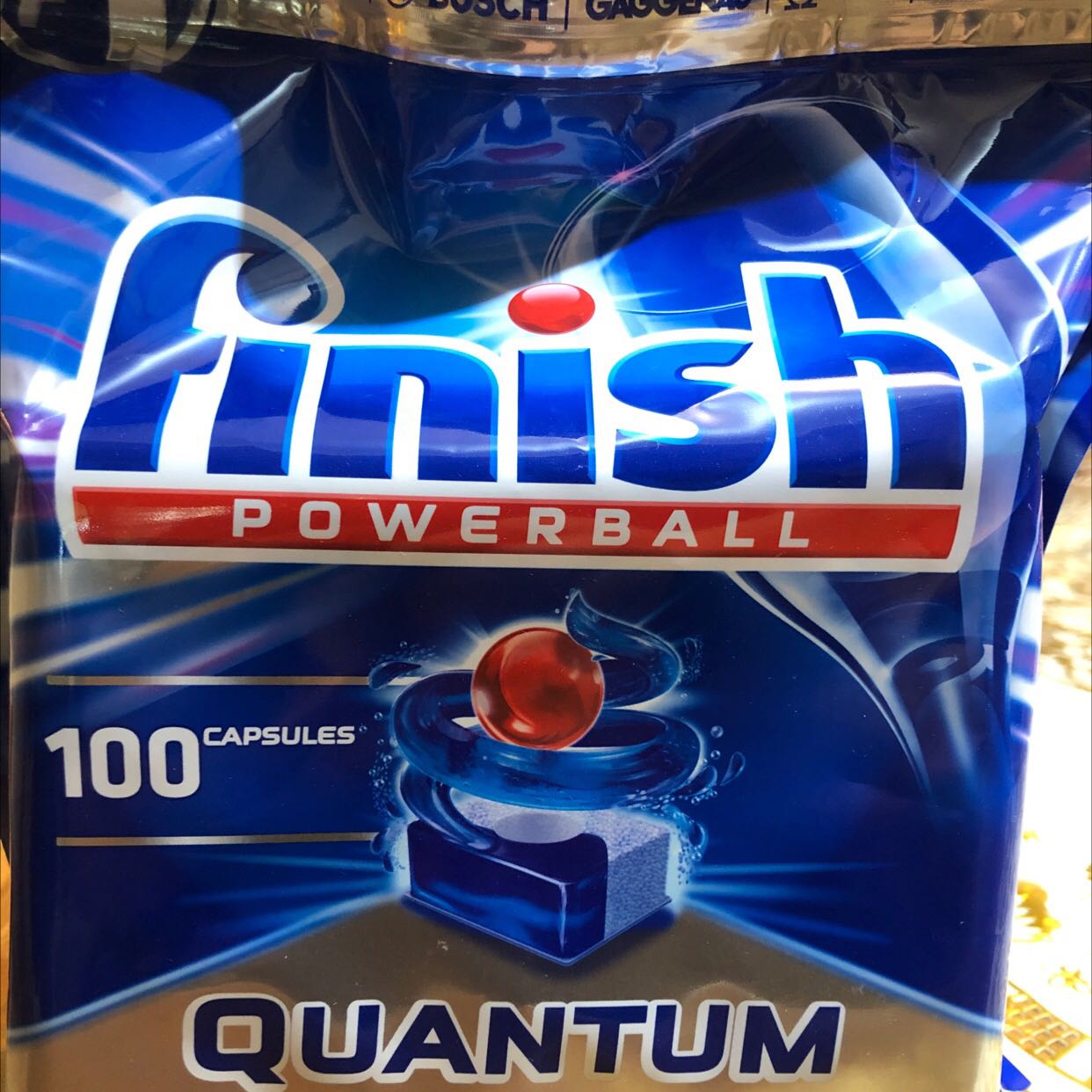 Nhà cũng cấp có dấu hiệu *** dối khách hàng. Quảng cáo bán viên rửa Finish Quantum max nhưng  lại là Quantum thường
- Đề nghị nhà bán hàng kiểm tra lại cách kinh doanh không trung thực này
- Khách hàng nên hết sức cảnh giác với các nhà cung cấp không uy tín như thế này để tránh bị *** và mang sự không thoải mái cho bản thân
- Tiki lên loại những nhà cung cấp như thế này ra khỏi hệ thống để giữ uy tín cho đất nước VN ta