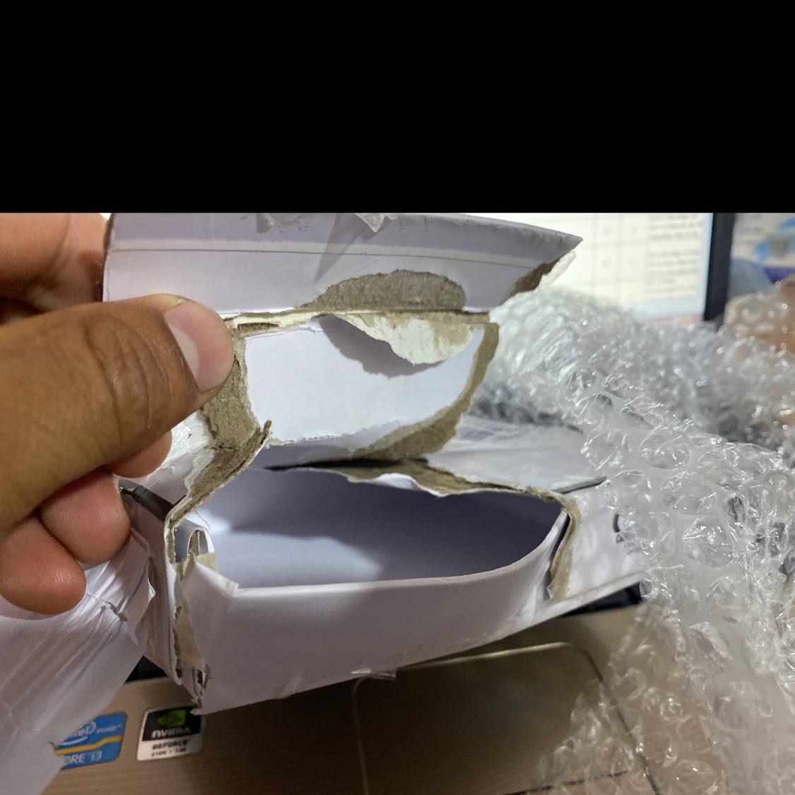 Quá chán vì tiki. Mấy chục lần mua hàng k sao. Vì tin tưởng nên lần này mua tiếp. Thế mà nhận hàng là thì chẳng có gì.