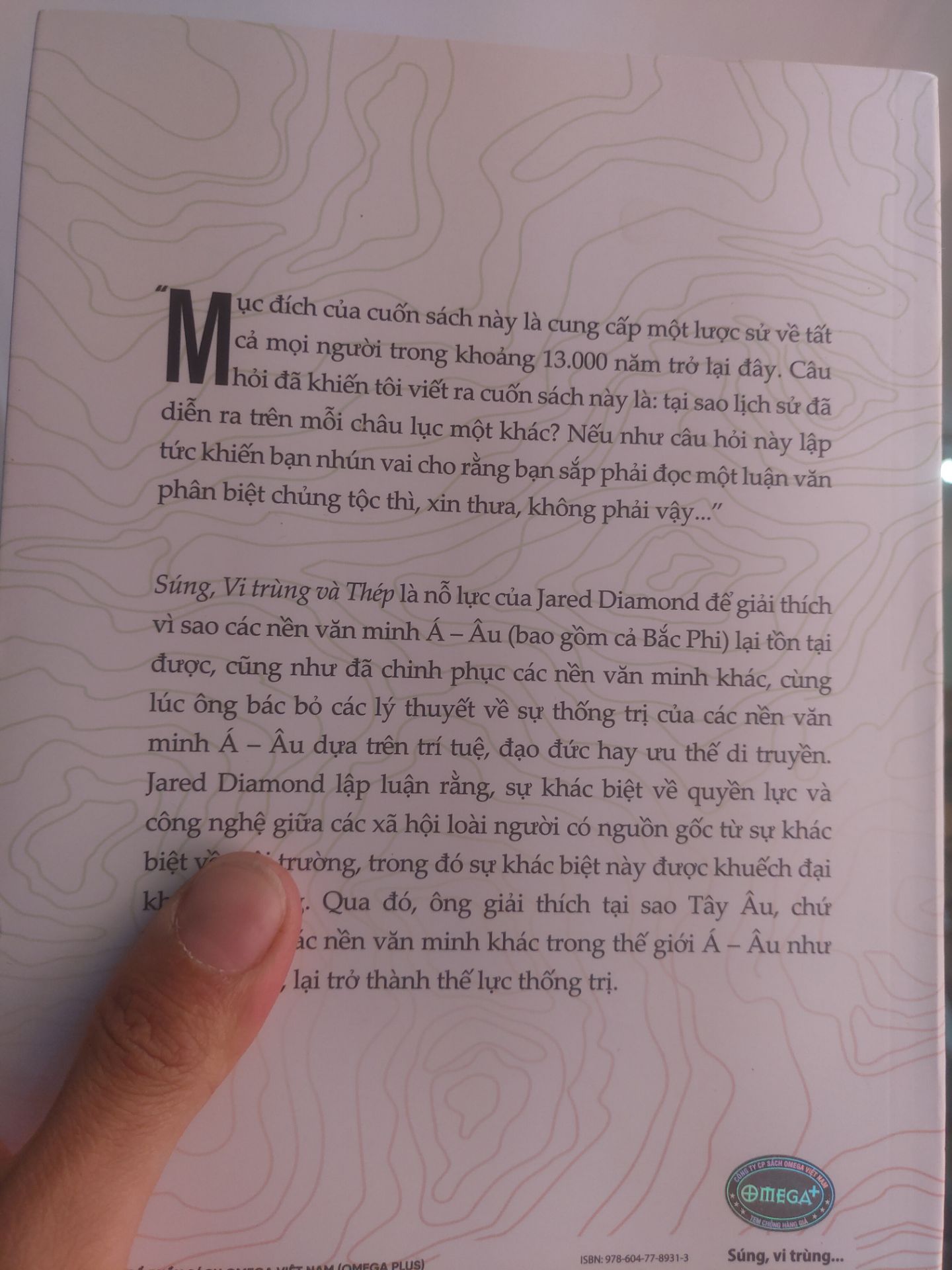 giao hàng nhanh. sách được bọc nilon cẩn thận. về nội dung thì mới đọc được chương đầu nên chưa có đánh giá tổng quan, nhưng mở đầu đã đưa ra một góc nhìn khác về lịch sử