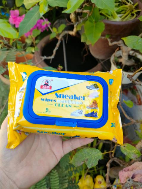 Shop tư vấn nhiệt tình, rep ib nhanh, khăn dày dặn, lau khá sạch, có nhu cầu sẽ quay lại