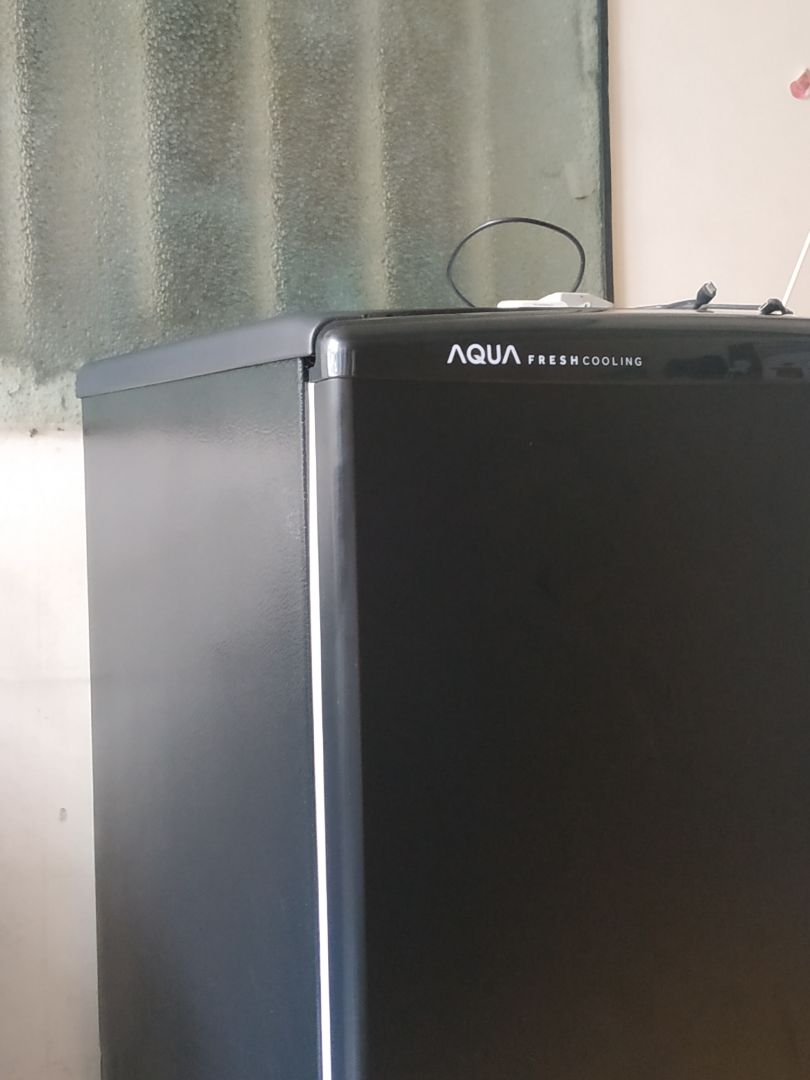 mình đã từng rất tin tưởng dịch vụ cua tiki cho đến khi mua hàng lần này...

Nên xem gói vận chuyển tiki pro. Các dịch vụ đưa ra thì nên thực hiện đúng và đầy đủ như hỗ trợ lắp đặt, chọn giờ giao hàng....
1. giao hàng không đúng thời gian thông báo, làm mất thời gian chờ của khách hàng.
2. dịch vụ đưa ra không đúng, tiki ghi là hỗ trợ lắp đặt nhưng bên giao hàng lúc đầu lại nói không hỗ trợ, sau đó gọi điện yêu cầu nhưng sau đó shipper cũng không nhiệt tình. Thiết nghĩ vấn đề này tiki nên làm việc lại với bên đơn vị vận chuyển (best express), trao đổi lại về việc hỗ trợ lắp đặt và vận chuyển. Hoặc điều phối nhân viên của tiki tự đi giao để đảm bảo chất lượng.