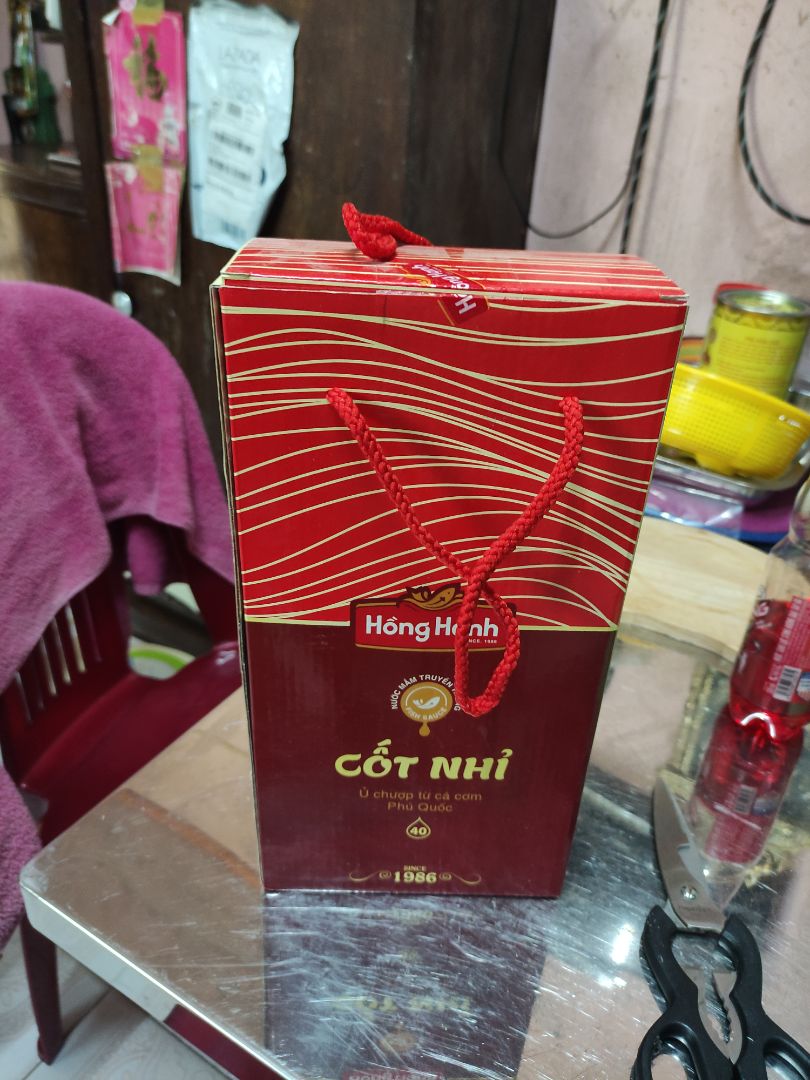 hộp đẹp chắc chắn. gói hàng rất cẩn thận. chất lượng thì ko gì bàn rồi. nhà dùng rất nhiều hộp đẹp chắc chắn. gói hàng rất cẩn thận. chất lượng thì ko gì bàn rồi. nhà dùng rất nhiều