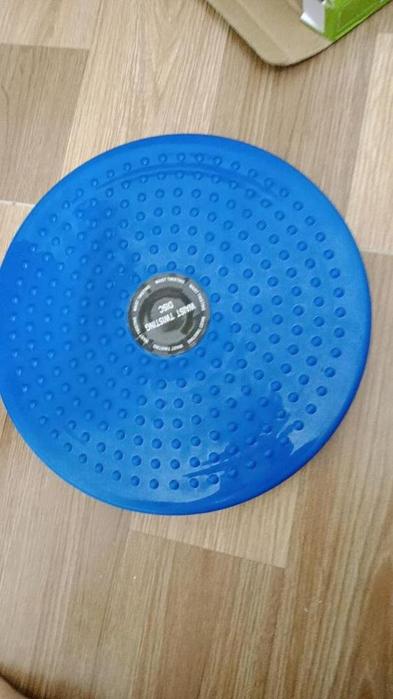 Ship nhanh quá trời! Vừa đặt xong đã nhận rùi hú hồn 
Giá cả như này hợp lý rùi ạ Cơ mà quên mất không đặt cái thảm yoga của shop nên giờ lật đật mua 1 cái nữa
Tặng shop 5 sao vì chăm sóc khách hàng có tâm ghê lun
À, nhớ tặng em mã giảm giá nha nãy nhắn mà em quên mất chưa lưu