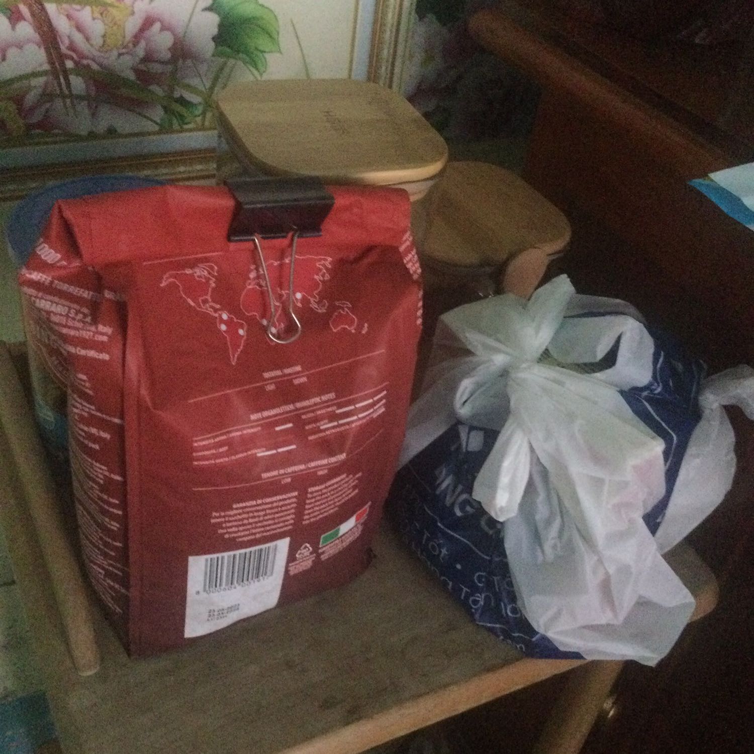 Uống không phê mà giá sản phẩm hơi đắt