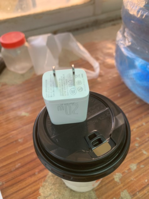 Sạc không vô chỉ báo sạc được 1 lúc rồi tắt