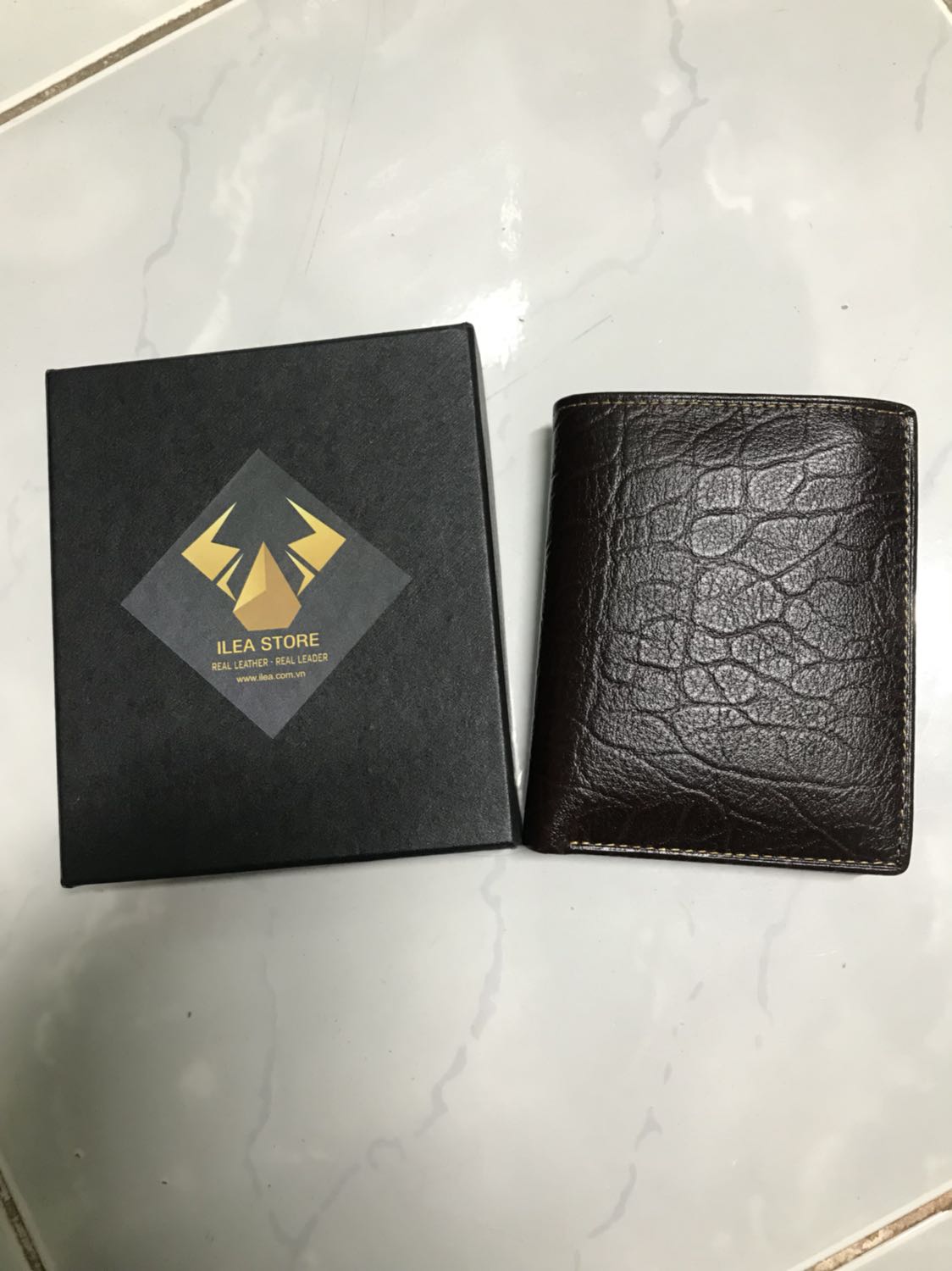 Đẹp. Da mềm. Bóng. Giao hàng hơi chậm nhưng bù lại hàng quá ok