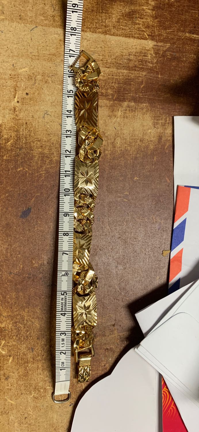 Tệ quá. Mình là người mua hàng ở tiki nhiều. Nhưng sp này để 19cm. Hàng thực tế 18cm . Ko phù hợp. Mình đã liên hệ nhưng 5 ngày rồi ko thấy TiKi phản hồi gì. Mất niềm tin quá