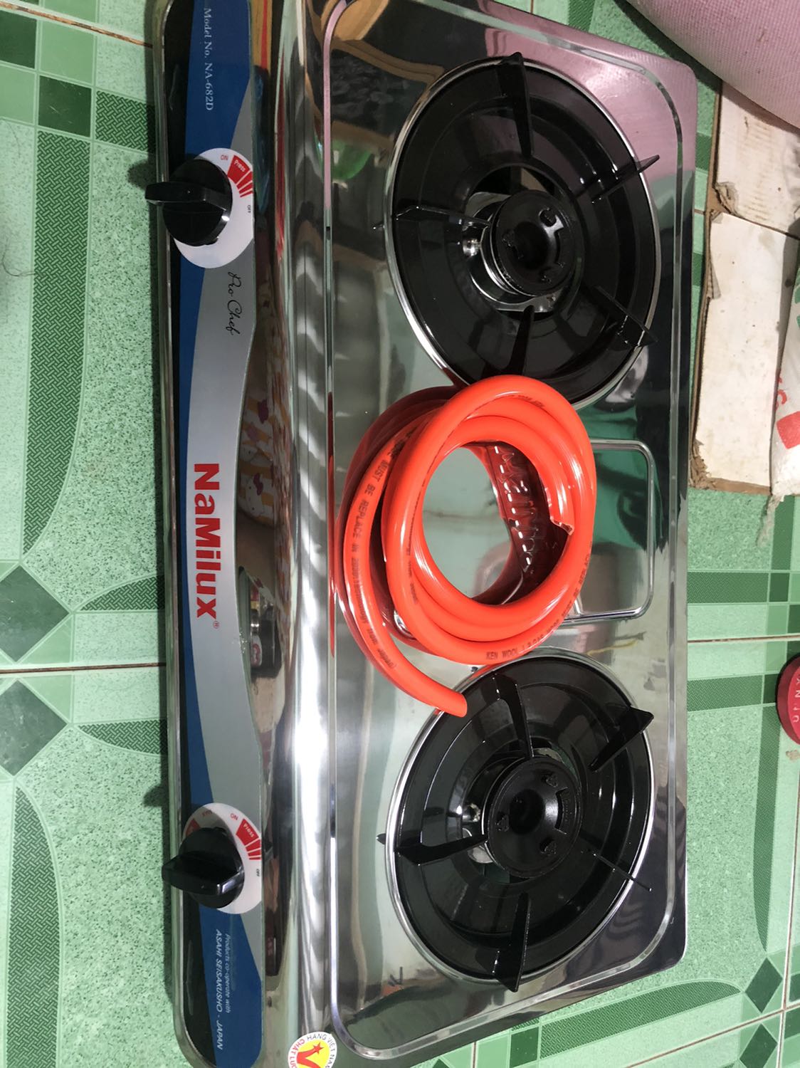 Giao hàng chậm . Bếp ổn , màu đẹp