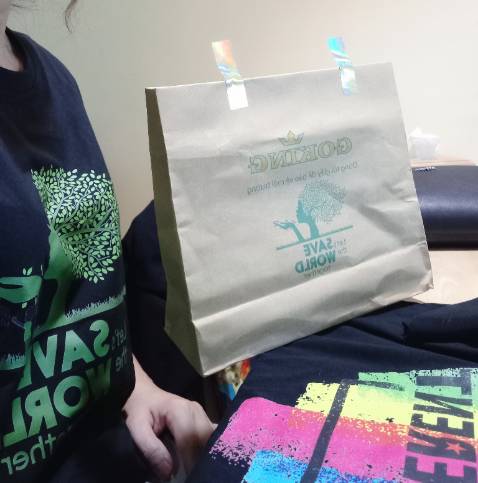 Chất vải cotton tốt khỏi bàn, hình in sắc nét. Đóng gói đẹp, túi giấy bảo vệ môi trường. Tks ạ