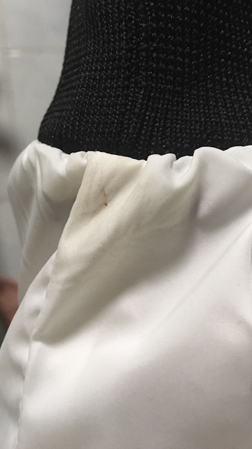 Ban do cu cho khach hang nen dung co mua do shop nay nua