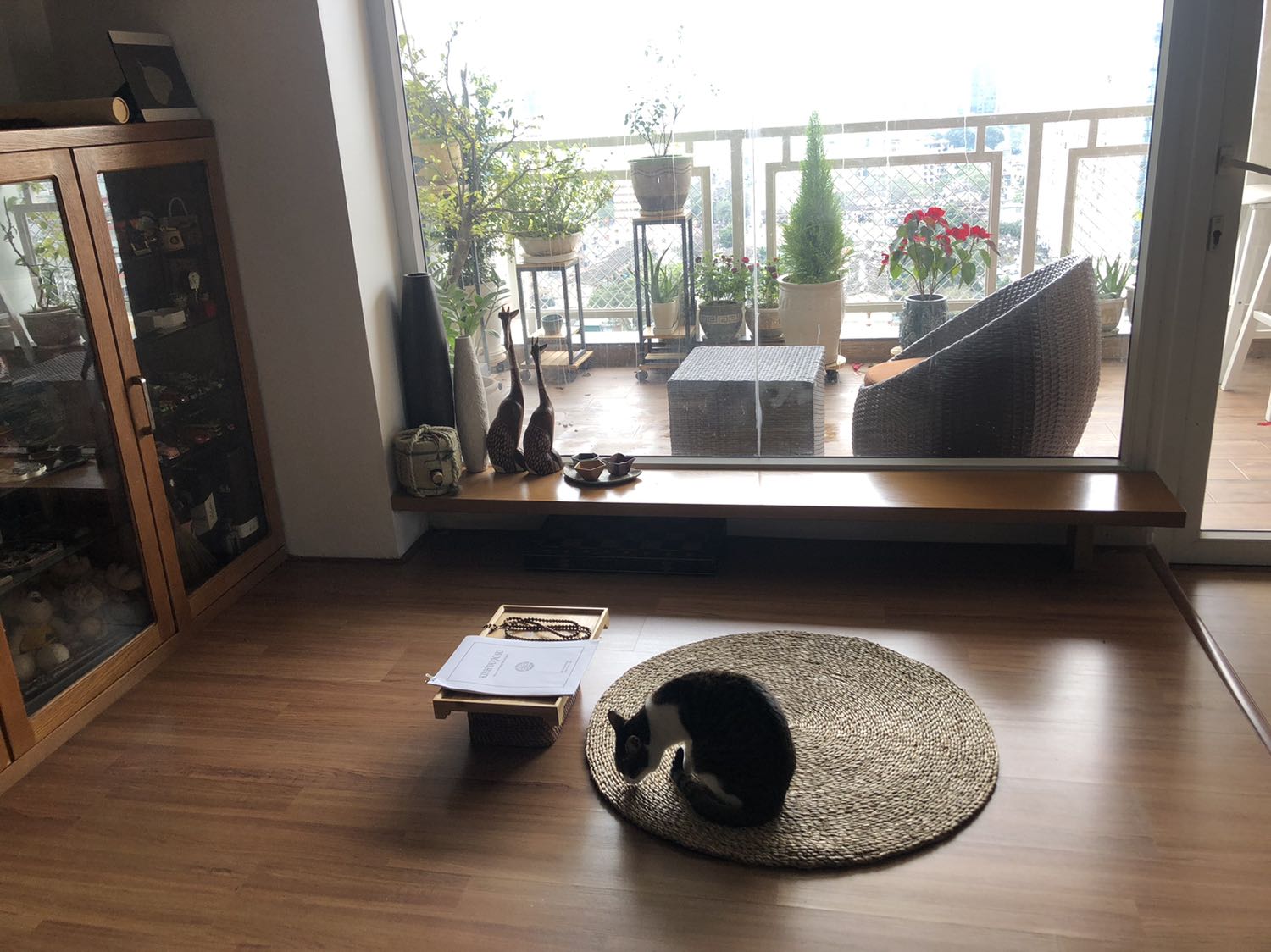 Chiếu cói đan dày dặn, đẹp, thơm. Tiki giao rất nhanh