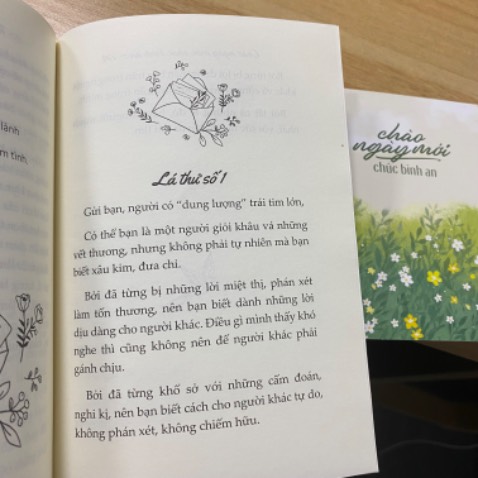 Sách đẹp, xem qua nội dung nhiều cái hay