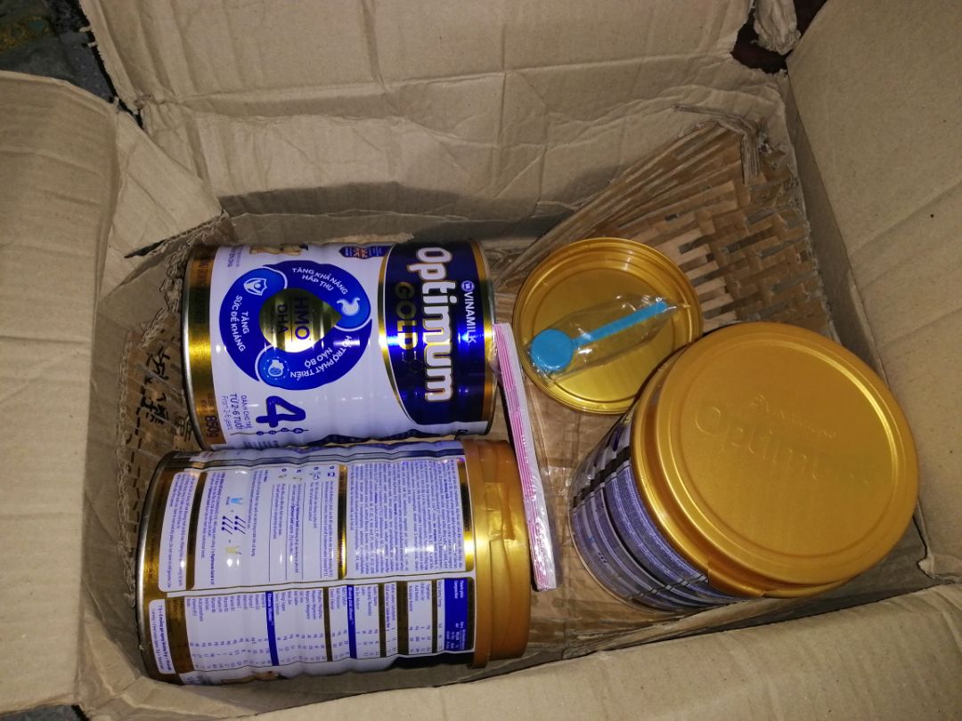 Quá thất vọng về chính sách khuyến mãi của tiki, lúc đặt hàng Web để mua 3 sp tặng 1 vali khi nhận ko có quà khuyến mãi nhận hàng thì nắp bị bung. Mình muốn trả lại hàng. Quá thất vọng về chính sách khuyến mãi của tiki, lúc đặt hàng Web để mua 3 sp tặng 1 vali khi nhận ko có quà khuyến mãi nhận hàng thì nắp bị bung. Mình muốn trả lại hàng.