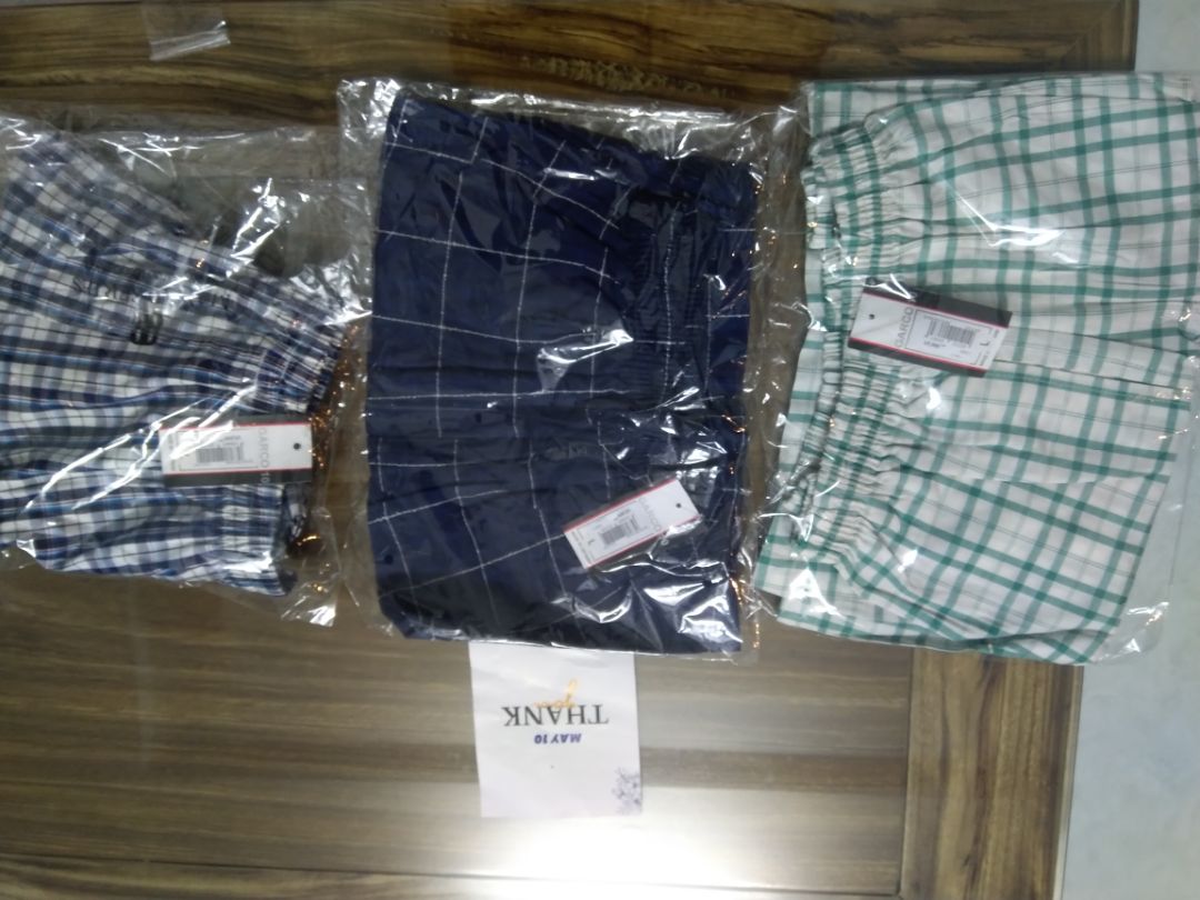 Size L nhưng quần quá nhỏ, 65kg cao 1,63 mà mặc ko vừa. Tôi muốn trả hàng được ko shop? hoặc nếu có size XXL thì đổi giúp tôi, cảm ơn Size L nhưng quần quá nhỏ, 65kg cao 1,63 mà mặc ko vừa. Tôi muốn trả hàng được ko shop? hoặc nếu có size XXL thì đổi giúp tôi, cảm ơn