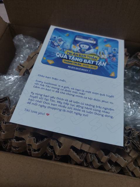 Tiki giao hàng nhanh, đóng gói tốt. Dầu gội của cocoon mình dùng lần đầu, trước giờ sp của hãng khá oke rồi. Mở ra là nghe thơm mùi bưởi Tiki giao hàng nhanh, đóng gói tốt. Dầu gội của cocoon mình dùng lần đầu, trước giờ sp của hãng khá oke rồi. Mở ra là nghe thơm mùi bưởi