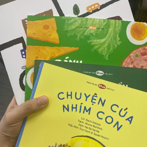 Bé nhà mình siêu thích ehon. Con đọc sách say mê mà rất sáng tạo, cuốn này mình recommend các mẹ mua cho con, rất sáng tạo, để bé tự tưởng tượng để câu chuyện của con
