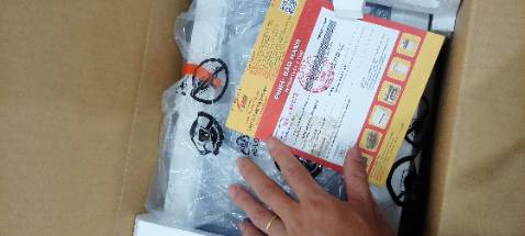 Máy mới nguyên đai nguyên kiện.phiếu bảo hành đầy đủ.