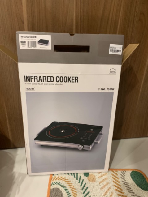 Hộp nhãn và phiếu bảo hành đầy đủ của Lock n Lock VN —> sẽ bổ sung đánh giá thời gian sử dụng sau 😀