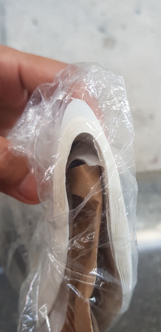 Lần trước mua giao đúng 100 tờ.
Đặt mua lại thì giao như hình, chỉ khoảng 20 tờ. Thất vọng lắm Lần trước mua giao đúng 100 tờ.
Đặt mua lại thì giao như hình, chỉ khoảng 20 tờ. Thất vọng lắm