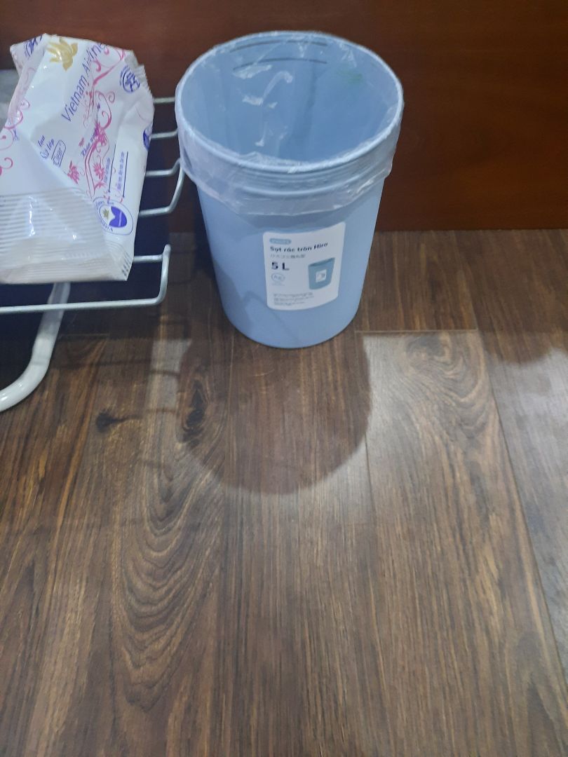 cực kì hài lòng, sản phẩm đẹp, vừa gọn. cực kì hài lòng, sản phẩm đẹp, vừa gọn. cực kì hài lòng, sản phẩm đẹp, vừa gọn.