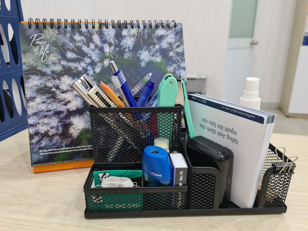 Hàng đẹp, chắc chắn, đựng được nhiều vật dụng, giao hàng siêu nhanh luôn.