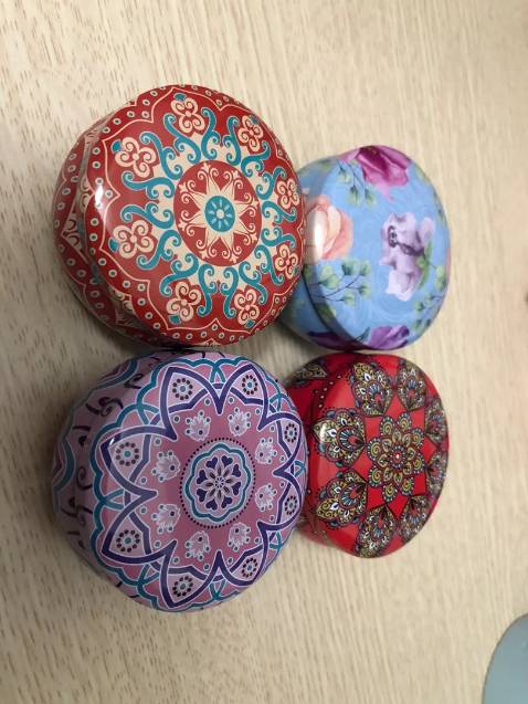 Giao hành nhanh, đóng hàng chắc chắn, cẩn thận. Nến rất thơm , đẹp ạ. Mọi ng nên mua nha, mùi thơm dễ chịu, dễ ngủ, khử mùi hôi 🤣😂🤩🥰💖😥😘😍