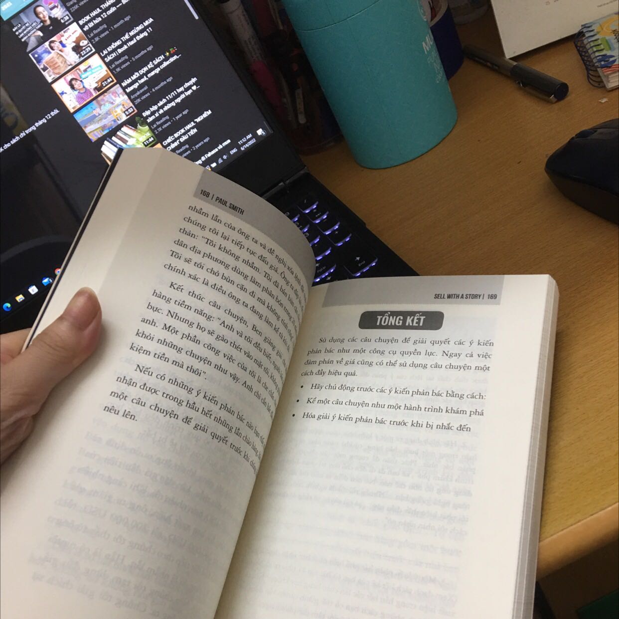 Sách phù hợp vs những bạn nào muốn kinh doanh, nhưng cuốn này nên đọc nhiều lần để thực sự cảm đc, chứ lần đầu đọc mình cảm thấy hơi khô. Tuy nhiên vẫn là cuốn sách hay nên đọc, ko phải tự nhiên mà sách đc review cao đâu ha:)))