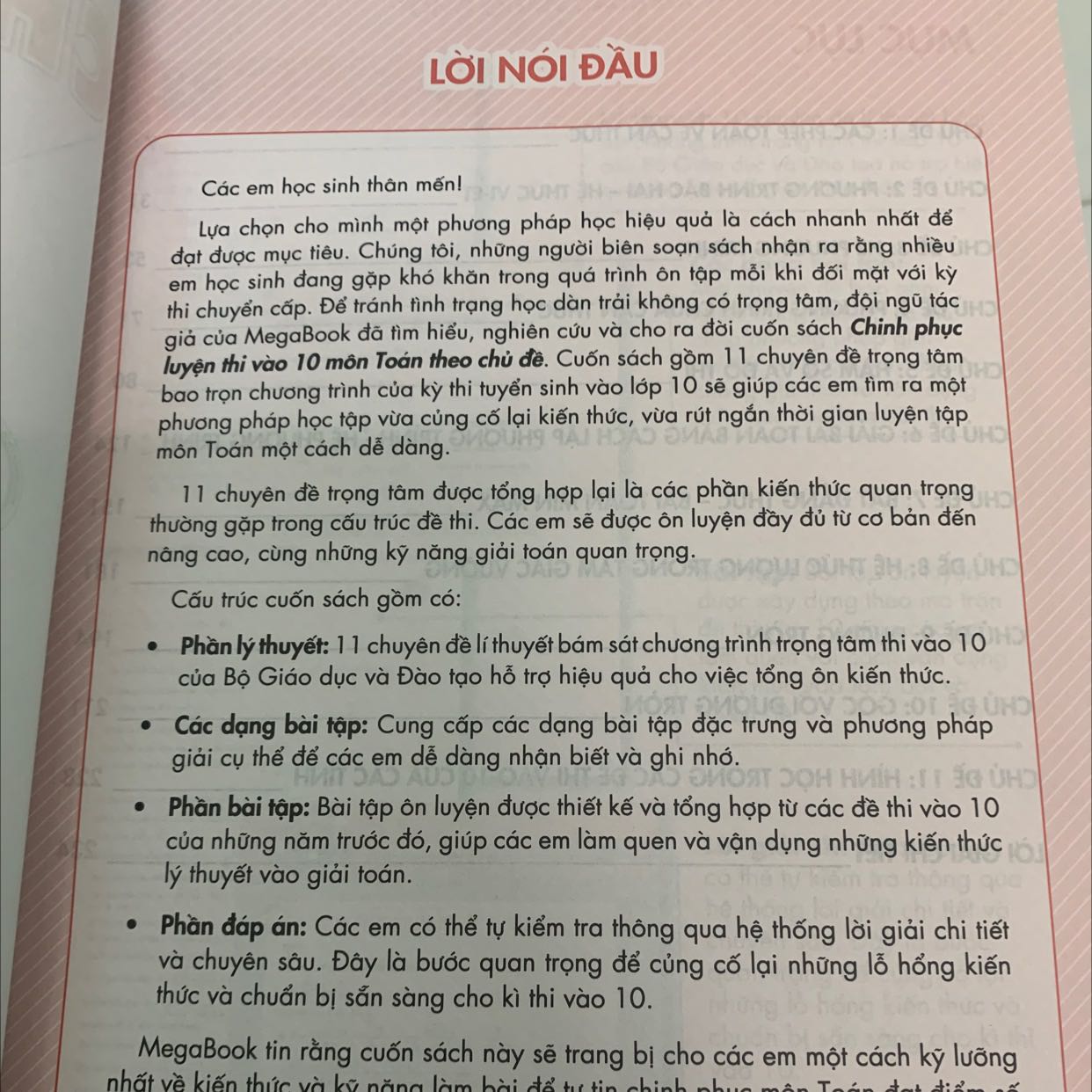 Giao hàng nhanh, mình đặt đc 2 hôm là đã giao r, sách in đẹp còn có cả hướng dẫn bấm mấy tính 
Giá lại rẻ các bạn nên mua