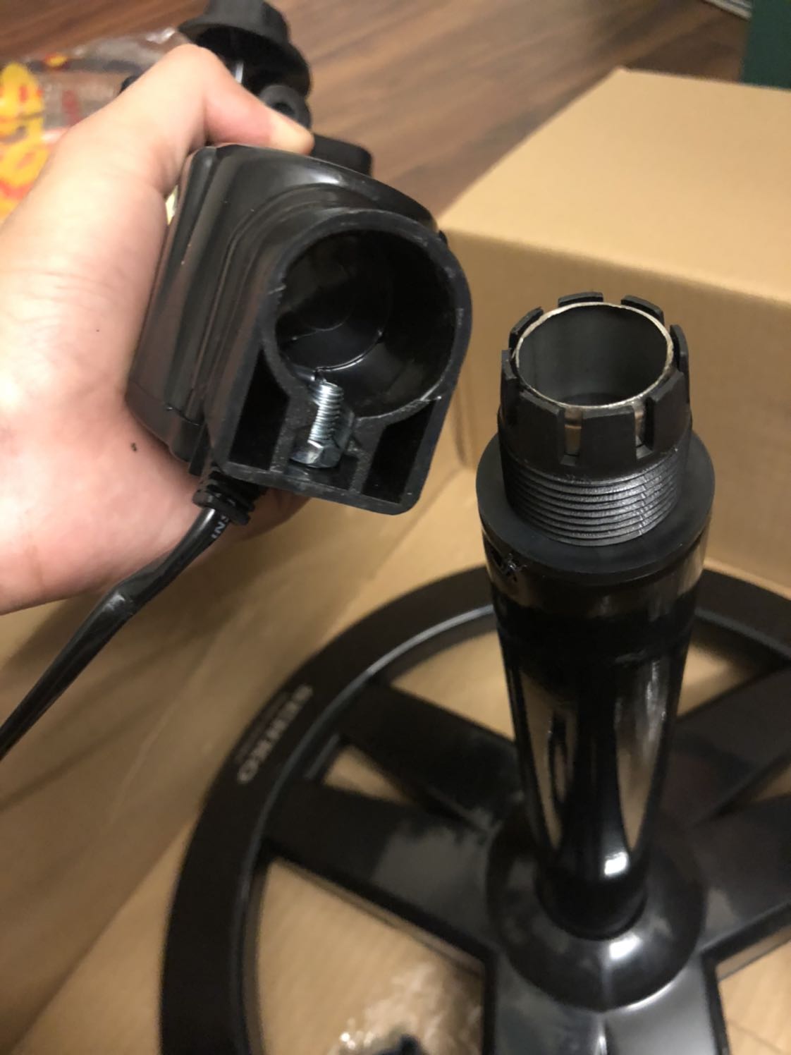 Mình nhận được toàn hàng vỡ, càn đổi trả..
Lần đầu thất vọng khi đặt hàng trên tiki.
Cảm giác như bị *** vậy