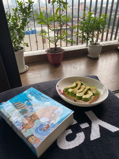 Sách đẹp, nội dung hấp dẫn. Hóng tập 3.