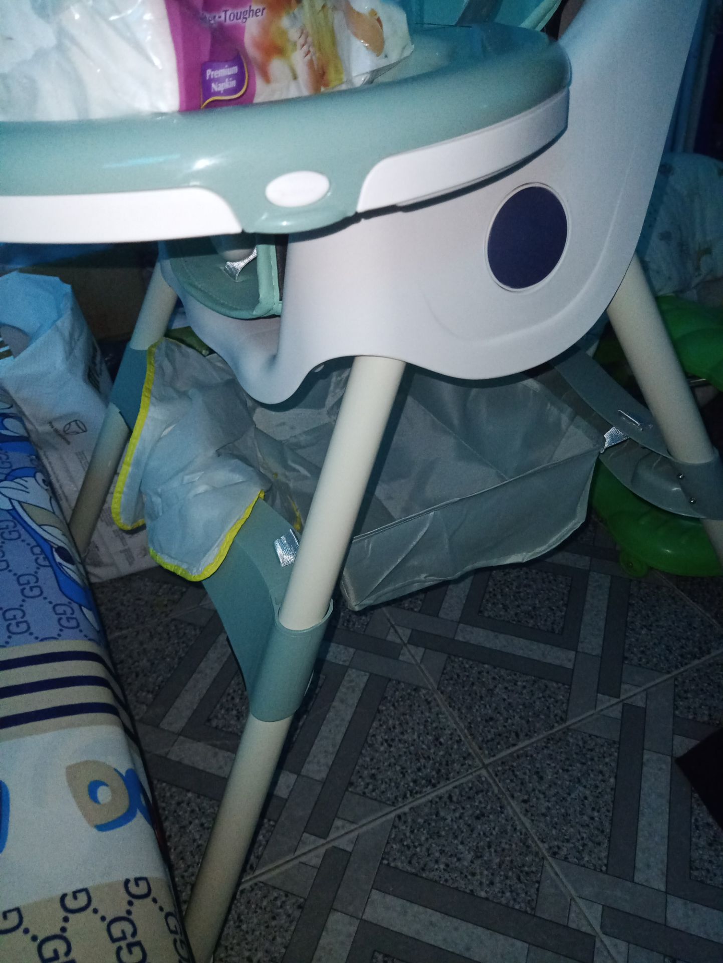 ok, giong anh quang cao. dep, nhung giay an toan thay kg chac chan lam ok, giong anh quang cao. dep, nhung giay an toan thay kg chac chan lam