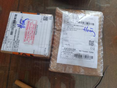 Đẹp xuất sắc, phím bấm nhạy. Độ hoàn thiện tốt. Bền hay ko còn chờ thời gian!