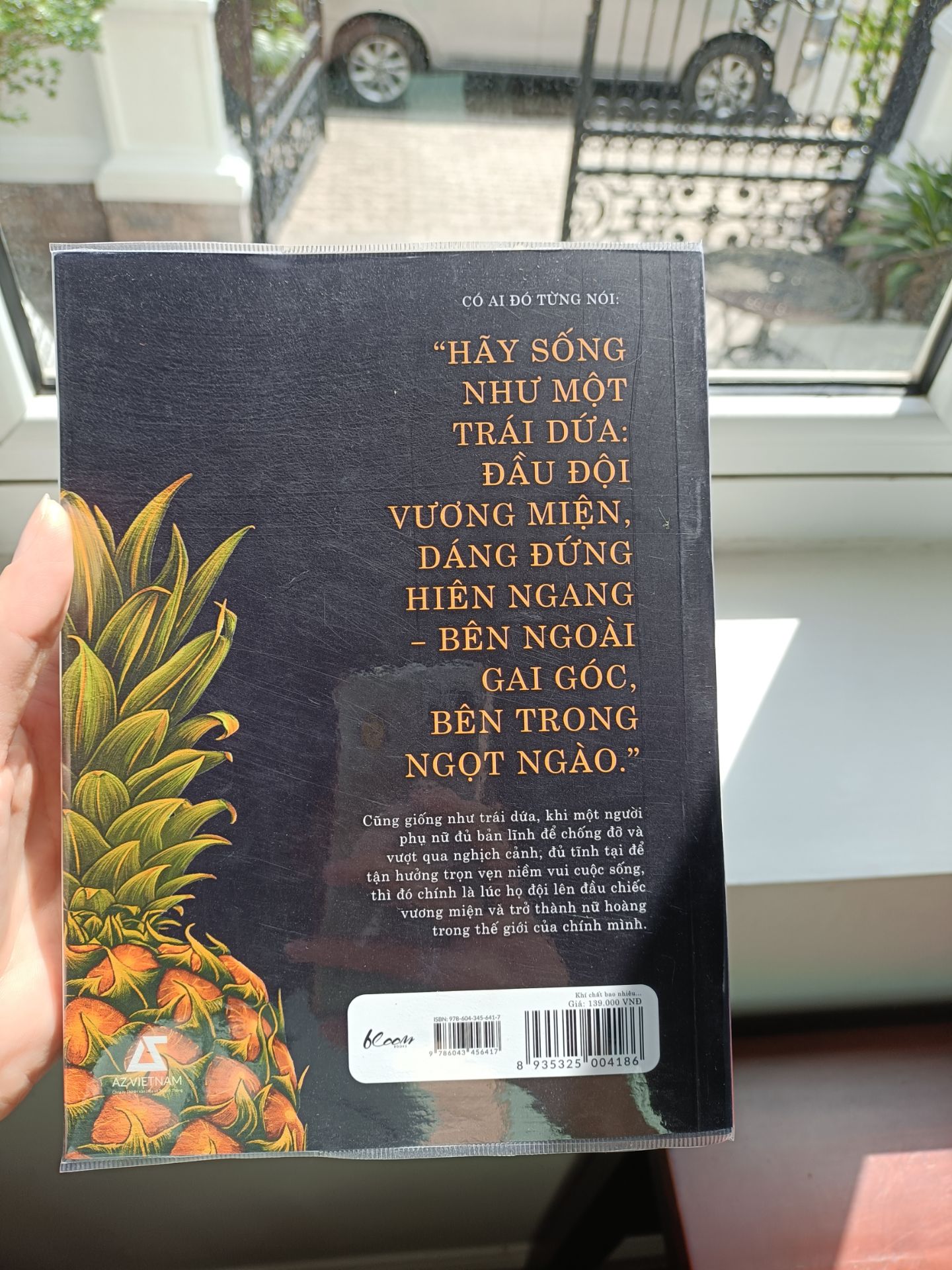 mua sách thì chỉ có mua Tiki là ngon nhất, giao hàng siêu tốc trong vòng 2h, sách mới tinh sạch sẽ, mình thích nhất dịch vụ bookcare của Tiki. 
cảm ơn Tiki!