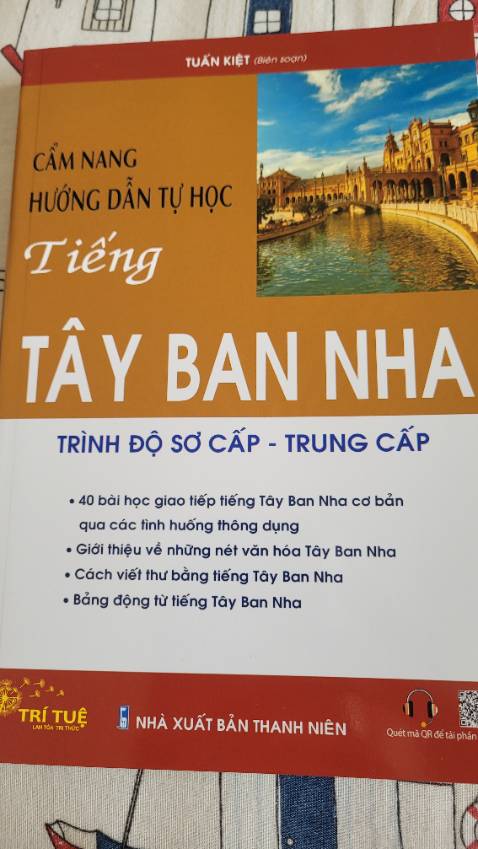 Sách hữu ích và có phân trình độ