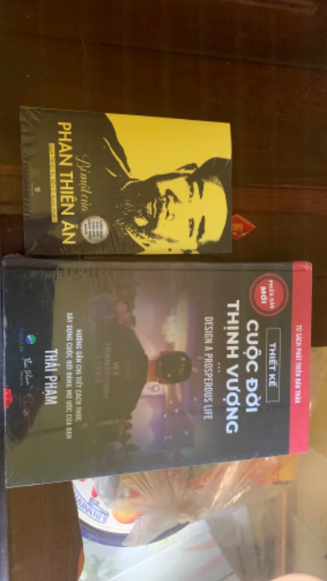 Sách được bọc cẩn thận,nhỏ gọn .Cảm ơn Happy Live