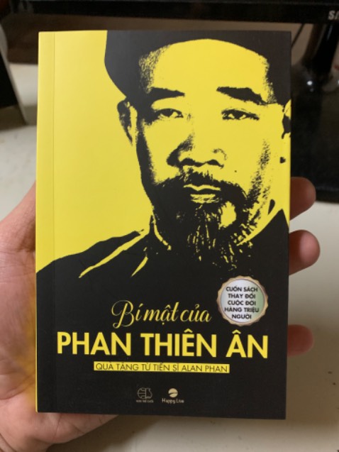 Sách được bọc cẩn thận,nhỏ gọn .Cảm ơn Happy Live