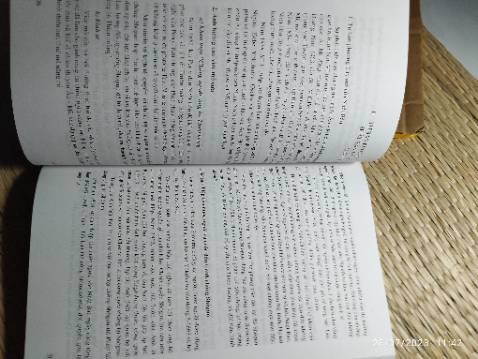 Mình mới nhận được sách. Bao bọc kĩ, cẩn thận, chất lượng in ấn tốt, sách đáng để mua đọc 👍👍